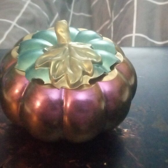 Handmade Iridescent Halloween Jar - Picture 7 of 7